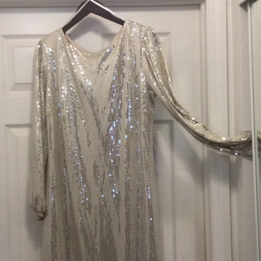 ❤️PRETTY DRESS❤️ - Picture 3 of 6